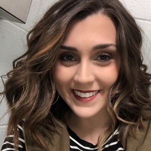 Meet your Posher, Lexie